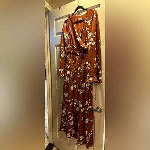 FLORAL LONG SLEEVE MAXI